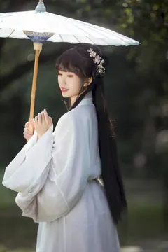 [YITUYU艺图语]2023.07.06 淡淡春山 莎莎[33+1P/555MB]