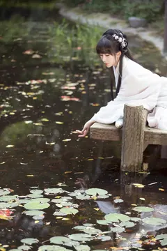 [YITUYU艺图语]2023.07.06 淡淡春山 莎莎[33+1P/555MB] - 4