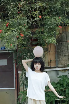 [YITUYU艺图语]2023.07.06 在夏日街头漫游 嗷呜[21+1P/98MB] - 4