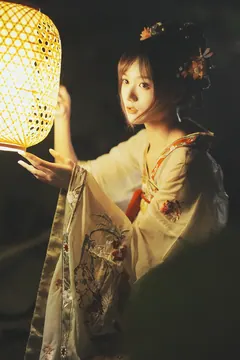 [YITUYU艺图语]2023.07.07 荷香袅袅 兔子Zzz不吃胡萝卜[25+1P/302MB] - 1