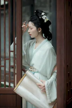 [YITUYU艺图语]2023.07.07 雨打芭蕉 芙蕖尚盈[25+1P/395MB] - 1