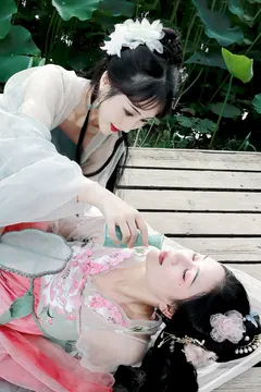 [YITUYU艺图语]2023.07.10 醉相思 搽小兔&苏念[28+1P/408MB] - 1