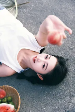 [YITUYU艺图语]2023.07.16 荷叶田田 悲伤小河马[45+1P/986MB] - 2