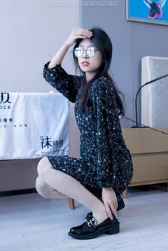 [BoBoSocks袜啵啵]积分限定作品 NO.047 奶油-皮鞋、厚肉丝、老头乐挠脚 [143P/1V/6.67GB] - 2