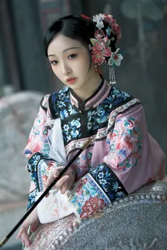 [YITUYU艺图语]2023.07.20 谁见 丸子有只猫[43+1P/496MB] - 1