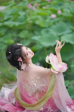 [YITUYU艺图语]2023.07.21 误入藕花深处 是鱼干啊～[29+1P/479MB] - 1