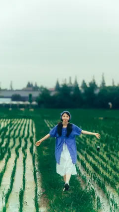 [YITUYU艺图语]2023.07.23 田埂边的少女 小景[42+1P/563MB]