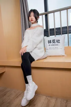 袜觅社 NO.003 香香[102P/169MB] - 2