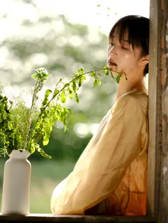 [YITUYU艺图语]2023.07.27 伴着微风和黄昏 一痣曼[22+1P/401MB] - 2