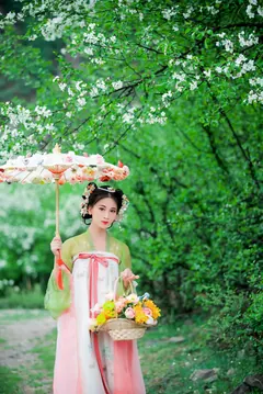 [YITUYU艺图语]2023.07.28 花开的季节 夏夏[34+1P/831MB] - 2