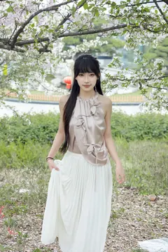 她们印象 NO.095 元元[212P/1V/4.87GB] - 3
