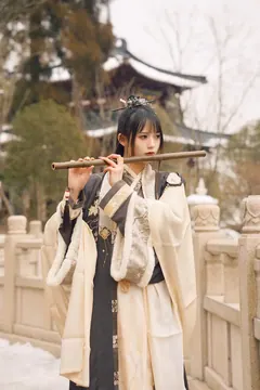 [YITUYU艺图语]2023.07.30 雪中悍刀行 兔子Zzz不吃胡萝卜[21+1P/271MB] - 1