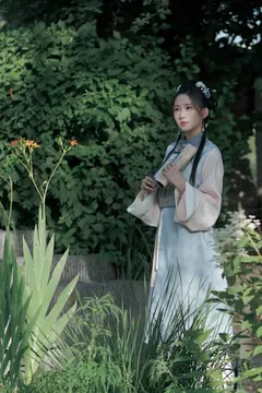[YITUYU艺图语]2023.08.03 黛玉 赵敏[21+1P/329MB] - 1