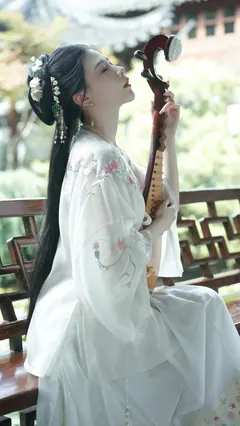 [YITUYU艺图语]2023.08.03 游园忆梦 雪糕[32+1P/426MB] - 1