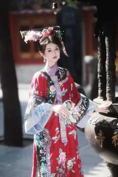 [YITUYU艺图语]2023.08.04 宫锁心玉 裴同学[33+1P/715MB] - 4