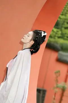 [YITUYU艺图语]2023.08.06 问佛 苏念[37+1P/310MB] - 1