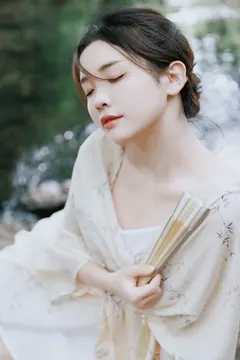 [YITUYU艺图语]2023.08.13 青山 一苇同学[46+1P/850MB] - 4