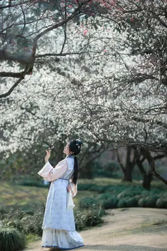 [YITUYU艺图语]2023.08.14 黛玉 云云的黑眼圈儿[19+1P/311MB] - 1