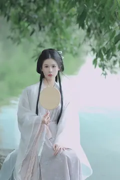 [YITUYU艺图语]2023.08.14 寂静许清欢 亦亦[21+1P/175MB] - 4