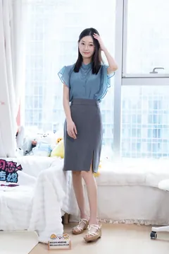 勿恋传媒 NO.2782 沉香-三双高跟凉鞋、薄肉丝、裸足、旗袍[172P/1V/5.93GB] - 2
