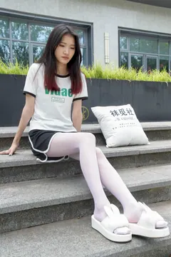 袜觅社 NO.028 奶茶[77P/1V/7.30GB] - 2