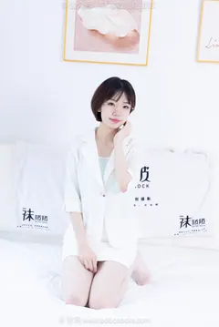 [BoBoSocks袜啵啵]NO.763 小甜豆-高跟鞋、油亮薄白丝、ol至服[141P/1V/5.28GB]