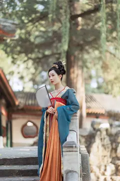 [YITUYU艺图语]2023.08.30 荷香 bubble[39+1P/385MB] - 4