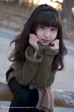 [Kimoe激萌文化]2016.12.29 KIM014 周闻 球球穿毛衣变身小可爱[40+1P/337M] - 2