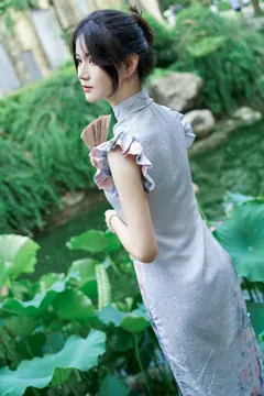 [YITUYU艺图语]2023.08.27 小荷夏至 九歌[21+1P/704MB] - 2