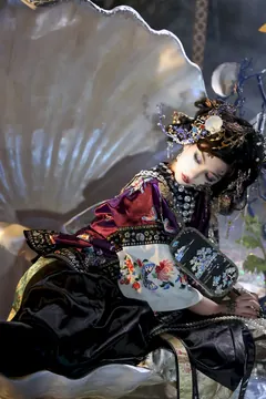 [YITUYU艺图语]2023.08.28 螺钿 kilonova甜腻天意[34+1P/490MB] - 2