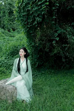 [YITUYU艺图语]2023.08.30 山野间 小鱼干[38+1P/553MB]