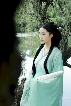 [YITUYU艺图语]2023.08.30 山野间 小鱼干[38+1P/553MB] - 3