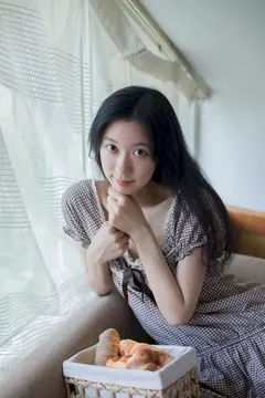 [YITUYU艺图语]2023.08.31 要吃布丁吗 饲猫少女-[33+1P/315MB] - 4