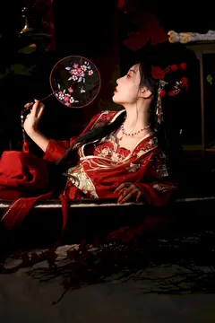 [YITUYU艺图语]2023.09.02 红梅剪纸 待宵[40+1P/504MB] - 2