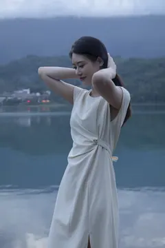 [YITUYU艺图语]2023.09.02 湖 Chenaling_CL[22+1P/358MB] - 2