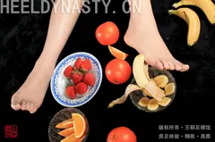 [王朝贵足]0038 室内套图 安安完美晶莹裸足缤纷水果盛宴足踩系列A[30P/18MB] - 4