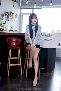 [BoBoSocks袜啵啵]积分限定作品 NO.053 小甜豆-高跟凉鞋、油亮薄黑丝、裸足[158P/1V/6.67GB] - 1