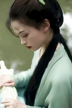 [YITUYU艺图语]2023.09.11 清风徐徐 聂儿[30+1P/393MB] - 2