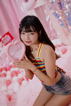 小颖 001 牛仔热裤[150P/324MB]