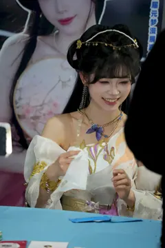 精选街拍作品 NO.7407 白裙甜美十元酱[81P/80MB] - 4