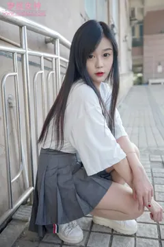 [MSLASS梦丝女神] 2019-06-14 灵灵 甜静的明星脸 [64P/344MB] - 4