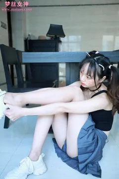 [MSLASS梦丝女神] 2019-07-08 玥玥 解锁家居小淑女 [69P/294MB] - 2
