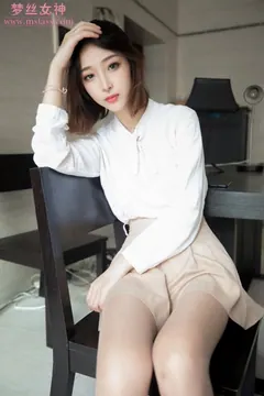 [MSLASS梦丝女神] 2019-08-08 镁钕主播乔儿（肉色丝袜搭配）[72P/608MB] - 1