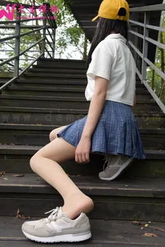 大生模拍 No.199 饭饭 公园小憩 [66P/1V/591MB] - 2