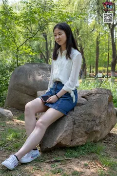 勿恋传媒 No.009 纯纯的邻家小妹哦，小白鞋下藏着什么样的棉袜呢 [187P/1.26GB] - 4