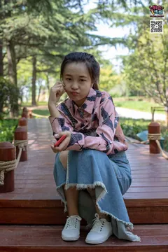 勿恋传媒 No.011 有纹身的邻家小妹,小白鞋搭配黑色船袜,清凉一夏 [187P/1.02GB] - 1