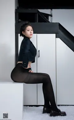 [零度摄影] No.110 职业模特 小十八 [49P/41MB] - 2