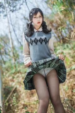网荭coser@逐月SU 写真全套 年费/永久专享合辑打包下载（此贴持续更新）