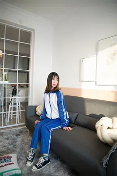 勿恋传媒 No.107 猫耳-清纯校服与帆布鞋之舞 [195P/1V/3.71GB] - 4