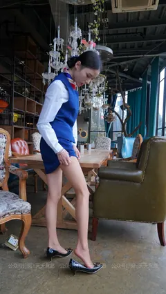 [IESS异思趣向] 耽丝 小六的蓝色套装展示 [73P/63MB] - 1